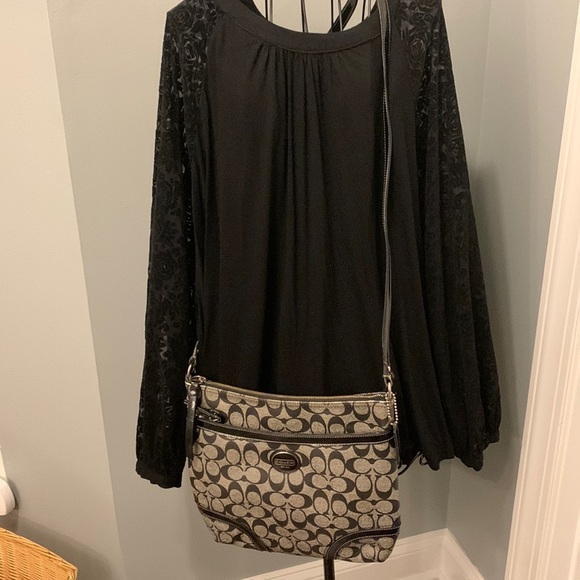 Coach Grey/Black Signature Crossbody Canvas with leather trim - Picture 2 of 11